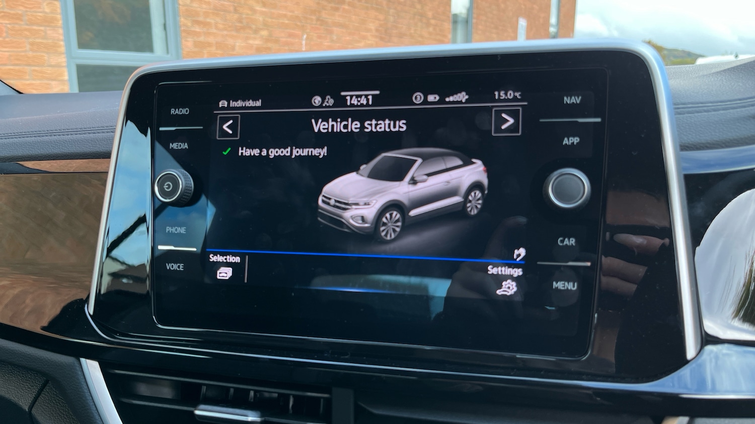 Used Volkswagen T-Roc 2025 for sale - 77851548: Photo 38