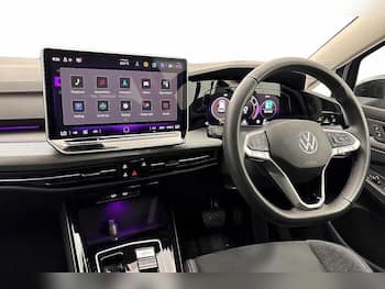 Used Volkswagen Golf 2025 for sale - 79629018: Photo