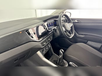 Used Volkswagen Polo 2023 for sale - 79368827: Photo