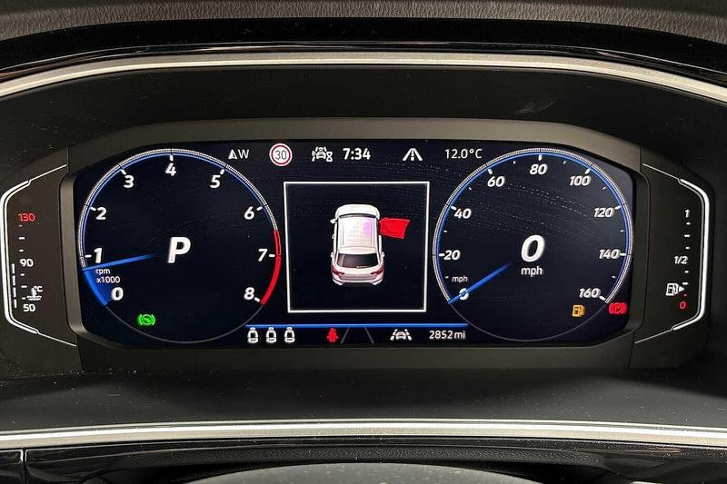 Used Volkswagen T-Roc 2025 for sale - 77138268: Photo 11