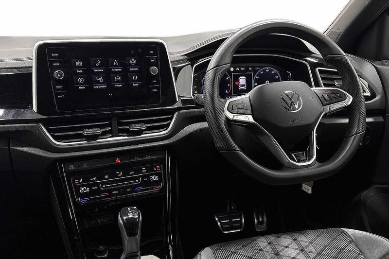 Used Volkswagen T-Roc 2025 for sale - 77138268: Photo 2