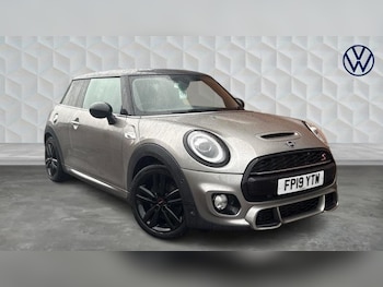 Used MINI Cooper 2019 for sale - 77220449: Photo