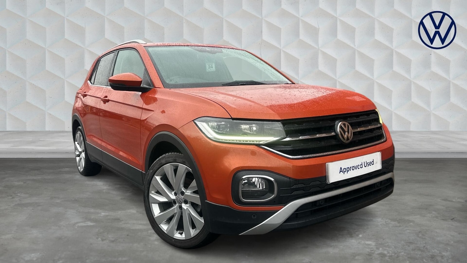 Used Volkswagen T-Cross 2019 for sale - 77890103: Photo 1