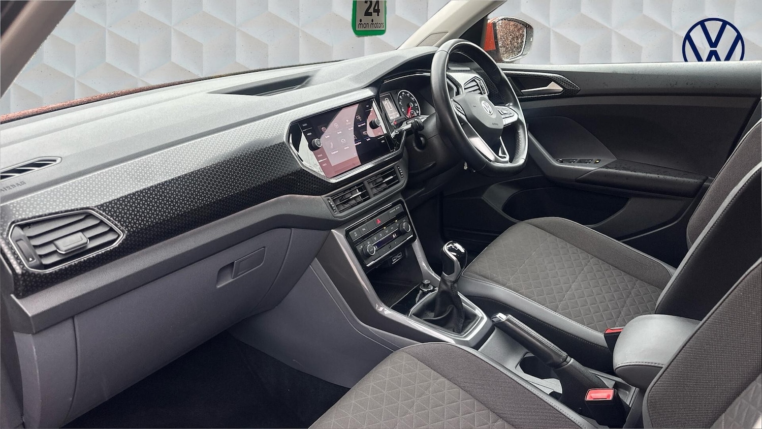 Used Volkswagen T-Cross 2019 for sale - 77890103: Photo 2