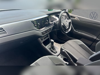 Used Volkswagen Polo 2019 for sale - 78411932: Photo