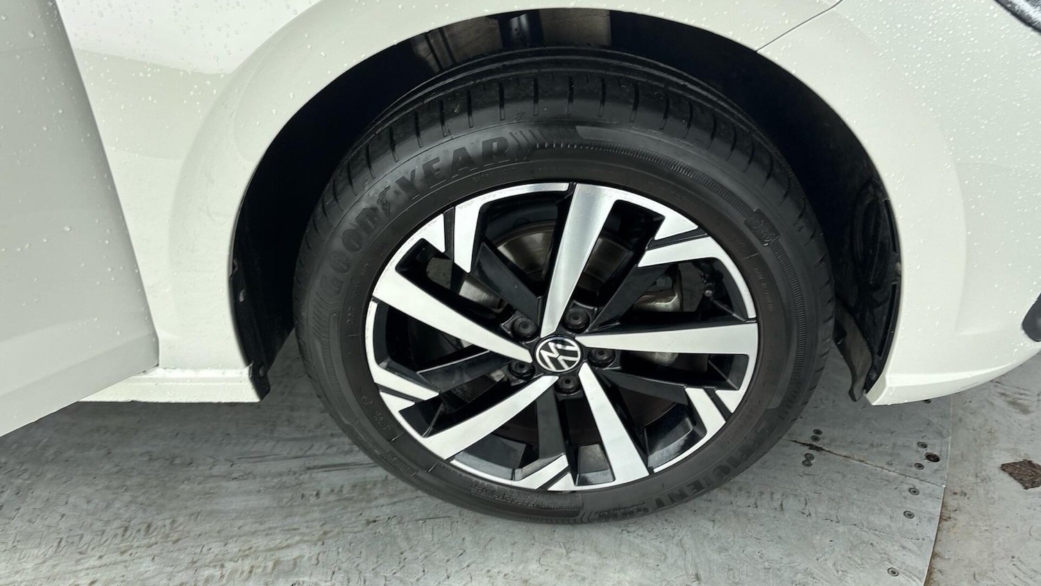 Used Volkswagen Polo 2024 for sale - 77602492: Photo 5