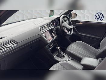 Used Volkswagen Tiguan 2023 for sale - 77286373: Photo