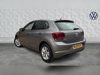 Used Volkswagen Polo 2018 for sale - 76302802: Photo