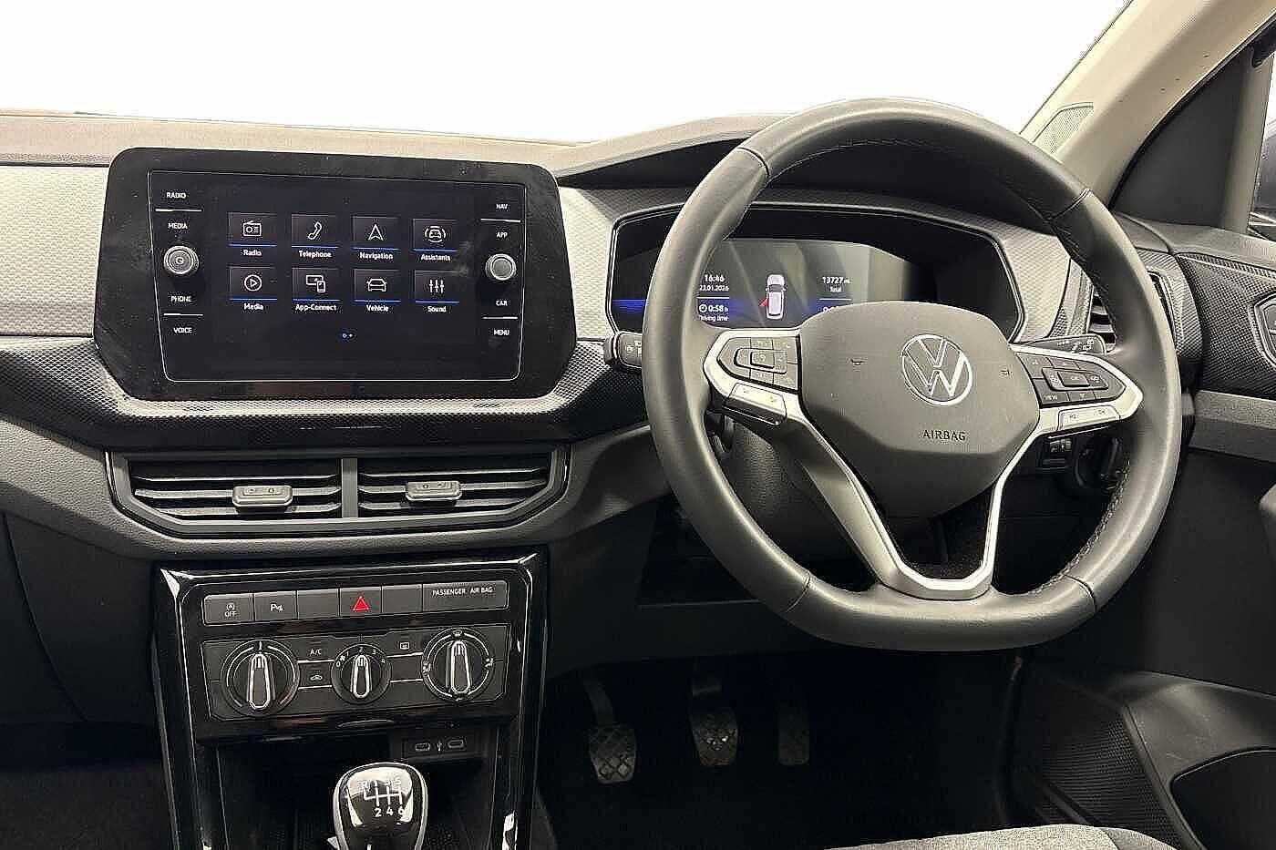 Used Volkswagen T-Cross 2025 for sale - 78042217: Photo 2