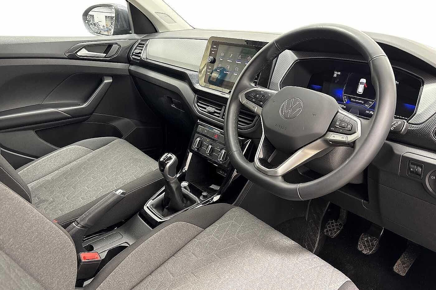 Used Volkswagen T-Cross 2025 for sale - 78042217: Photo 6