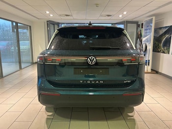 Used Volkswagen Tiguan undefined for sale - 77447404: Photo