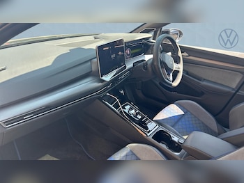 Used Volkswagen Golf 2026 for sale - 78917837: Photo