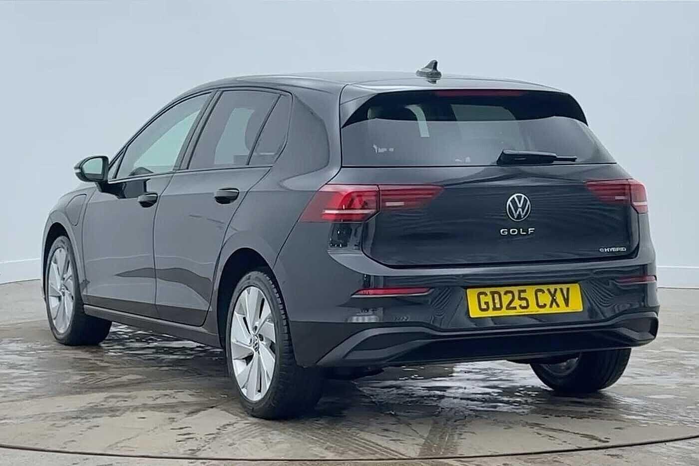 Used Volkswagen Golf 2025 for sale - 77602456: Photo 3