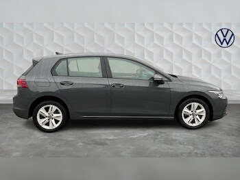 Used Volkswagen Golf 2023 for sale - 77161132: Photo