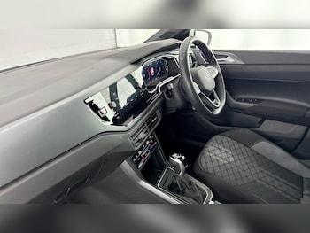 Used Volkswagen Polo 2025 for sale - 77515666: Photo