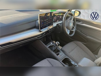 Used Volkswagen Golf 2024 for sale - 76452768: Photo