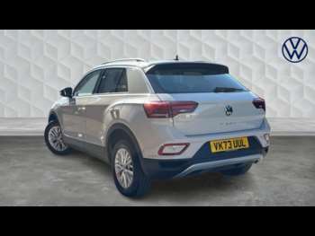 Used Volkswagen T-Roc 2023 for sale - 75088850: Photo