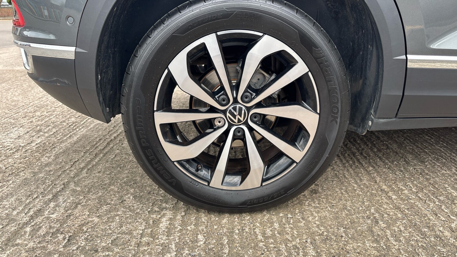 Used Volkswagen T-Roc 2024 for sale - 77602259: Photo 11