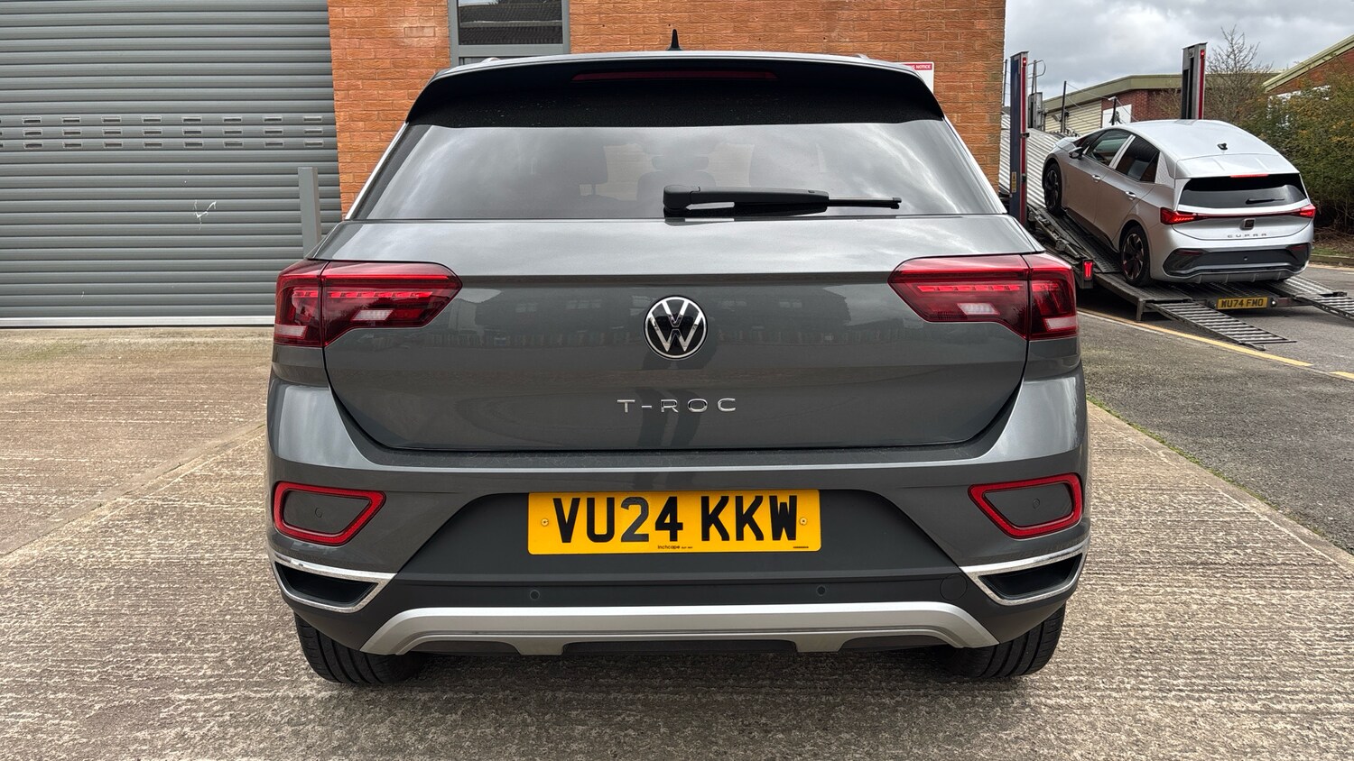 Used Volkswagen T-Roc 2024 for sale - 77602259: Photo 12