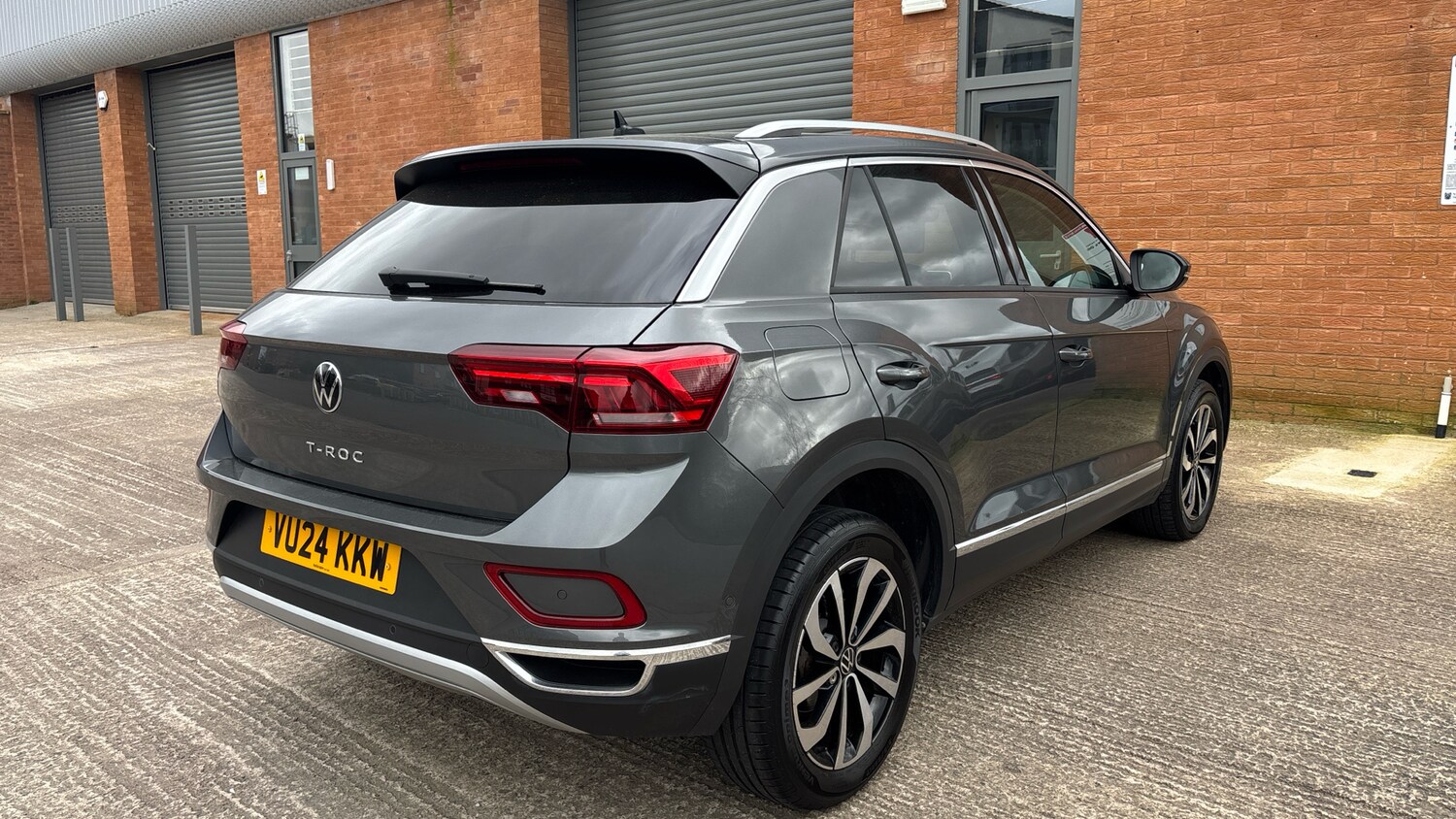 Used Volkswagen T-Roc 2024 for sale - 77602259: Photo 15