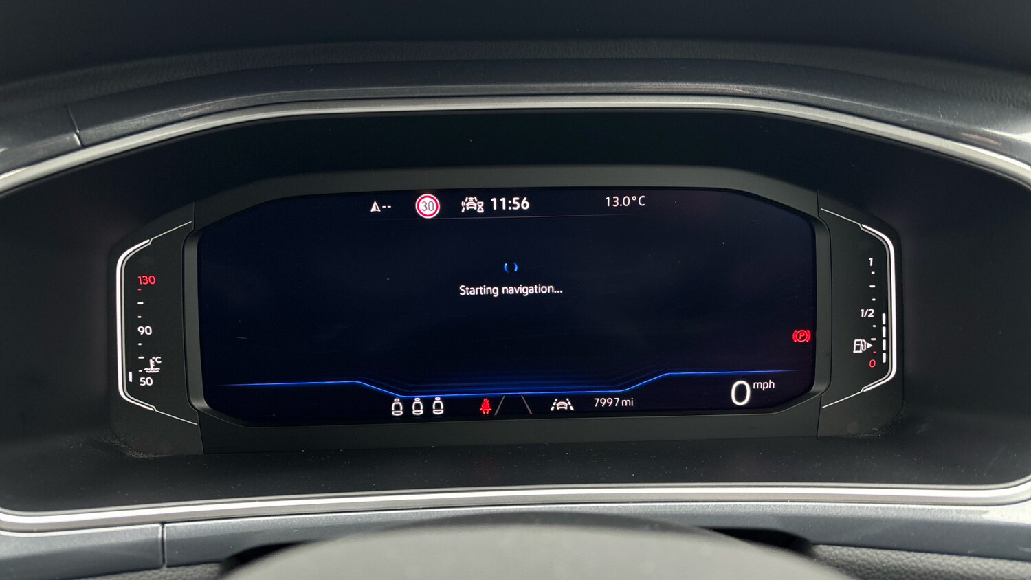 Used Volkswagen T-Roc 2024 for sale - 77602259: Photo 31