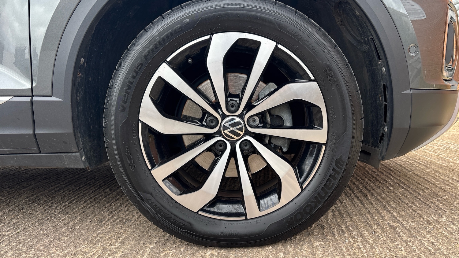 Used Volkswagen T-Roc 2024 for sale - 77602259: Photo 5