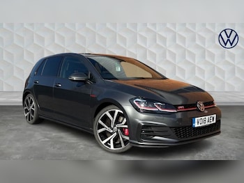 Volkswagen - Golf