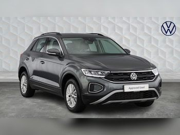 Used Volkswagen T-Roc 2023 for sale - 78486184: Photo