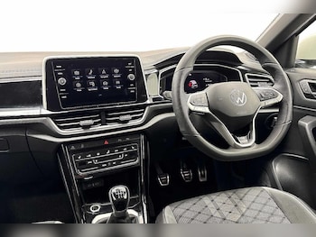Used Volkswagen T-Roc 2025 for sale - 79307902: Photo