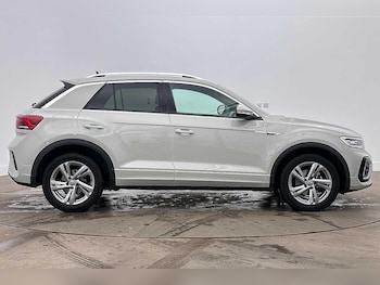 Used Volkswagen T-Roc 2025 for sale - 79307902: Photo