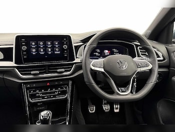 Used Volkswagen T-Roc 2025 for sale - 78042230: Photo