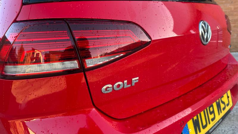 Used Volkswagen Golf 2019 for sale - 77088182: Photo 18