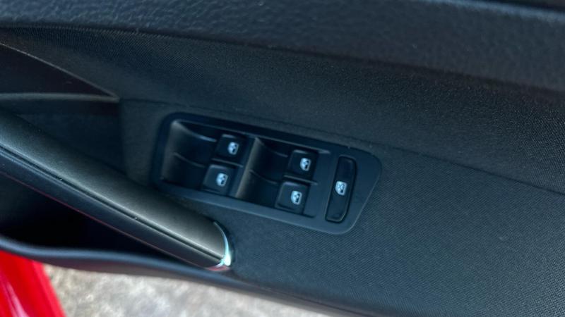 Used Volkswagen Golf 2019 for sale - 77088182: Photo 28