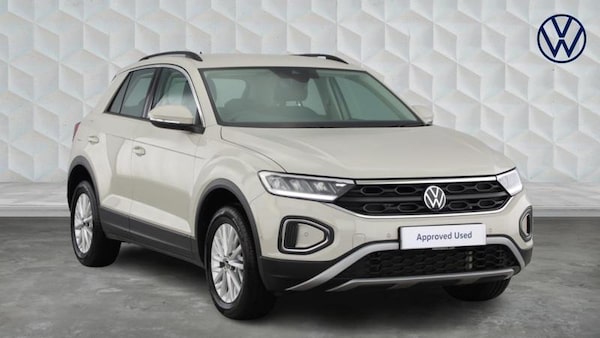 Used Volkswagen T-Roc 2023 for sale - 76067598: Photo 1