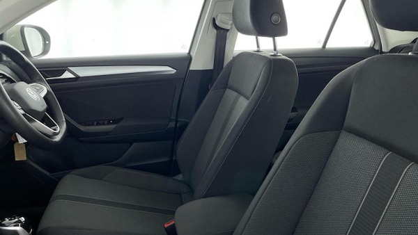 Used Volkswagen T-Roc 2023 for sale - 76067598: Photo 32