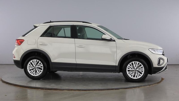 Used Volkswagen T-Roc 2023 for sale - 76067598: Photo 4
