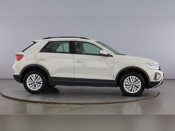 Used Volkswagen T-Roc 2023 for sale - 76067598: Photo 4