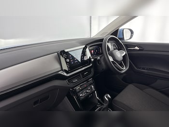 Used Volkswagen T-Cross 2025 for sale - 79143650: Photo