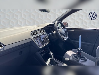Used Volkswagen Tiguan 2023 for sale - 78617993: Photo