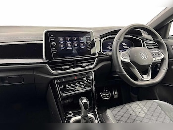 Used Volkswagen T-Roc 2025 for sale - 78042244: Photo