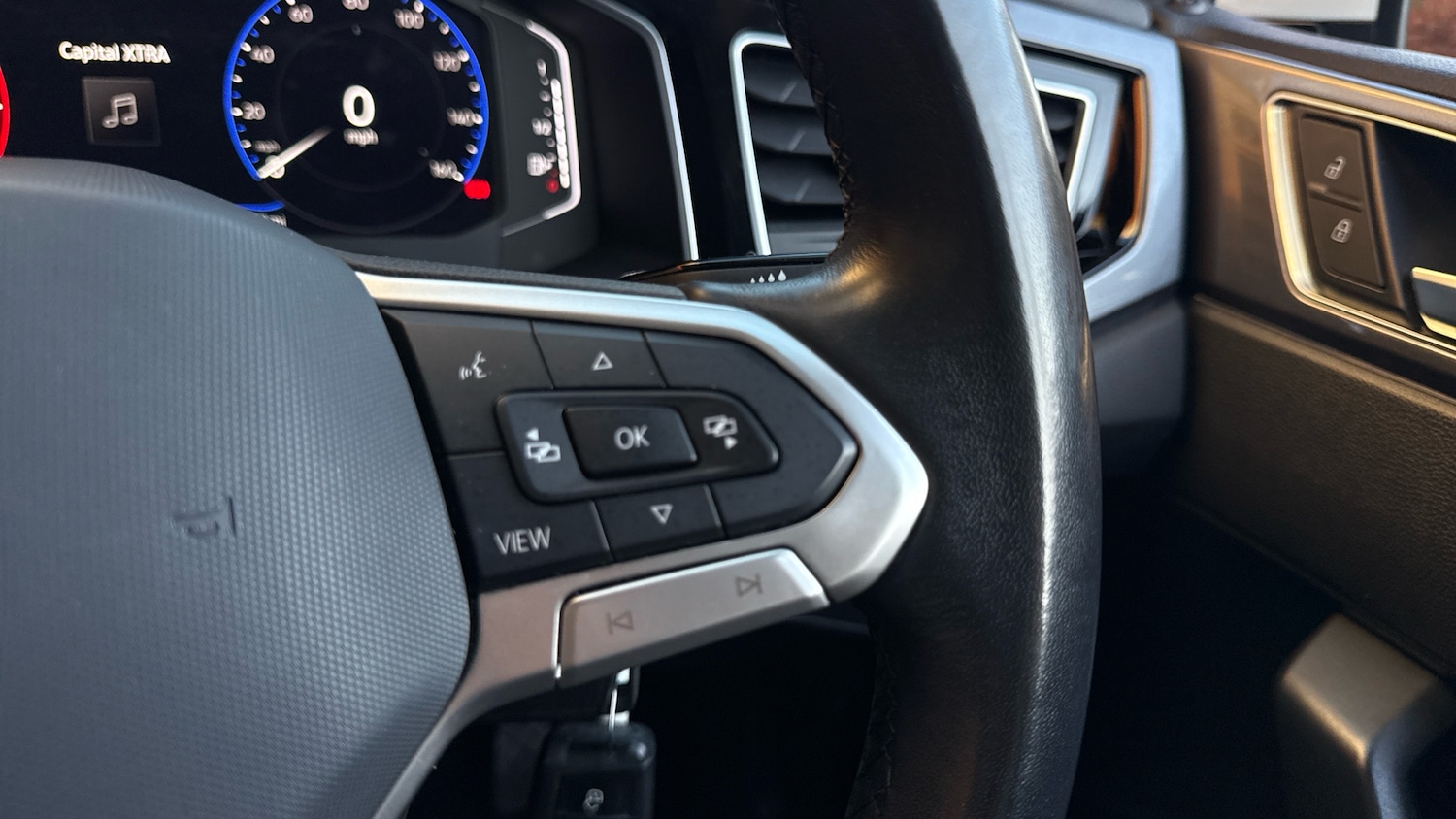 Used Volkswagen Polo 2022 for sale - 77950771: Photo 35