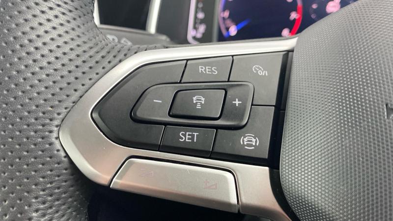 Used Volkswagen T-Roc 2025 for sale - 76580761: Photo 23