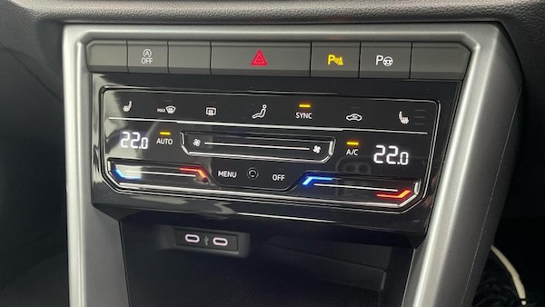 Used Volkswagen T-Roc 2022 for sale - 76312584: Photo 16