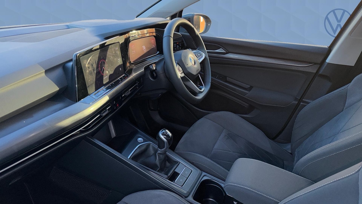 Used Volkswagen Golf 2021 for sale - 77602337: Photo 2