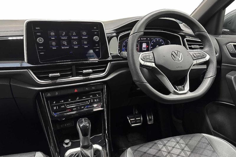 Used Volkswagen T-Roc 2025 for sale - 77138259: Photo 2