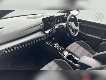 Used Volkswagen Golf 2025 for sale - 77225888: Photo