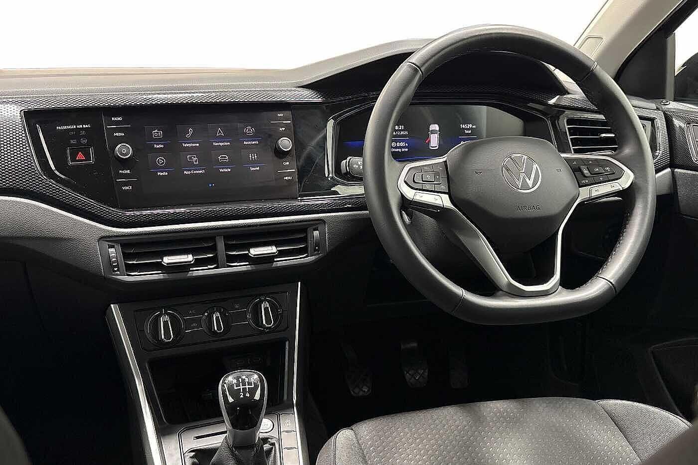 Used Volkswagen Taigo 2025 for sale - 77506474: Photo 2