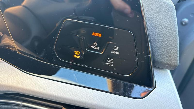 Used Volkswagen Golf 2022 for sale - 76750504: Photo 23