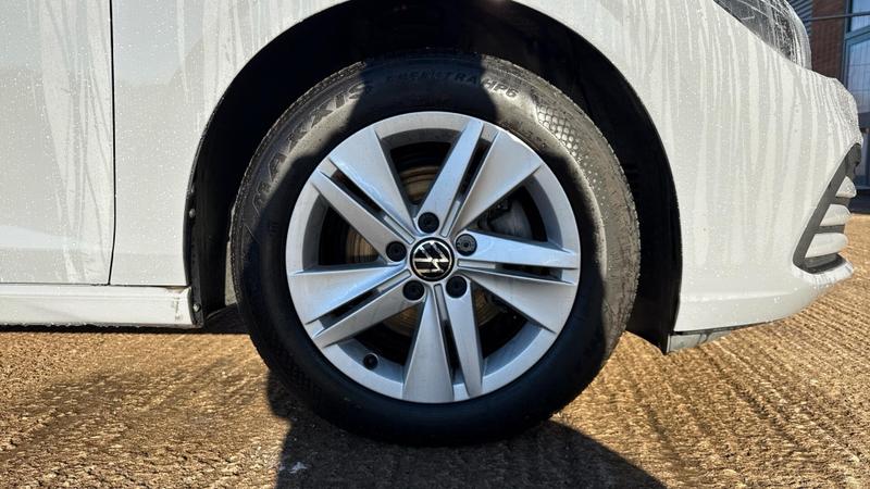 Used Volkswagen Golf 2022 for sale - 76750504: Photo 5