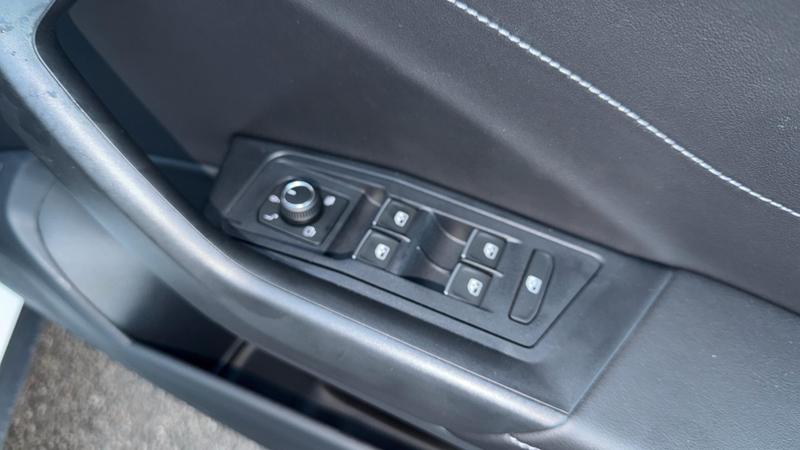 Used Volkswagen T-Roc 2025 for sale - 76782249: Photo 21